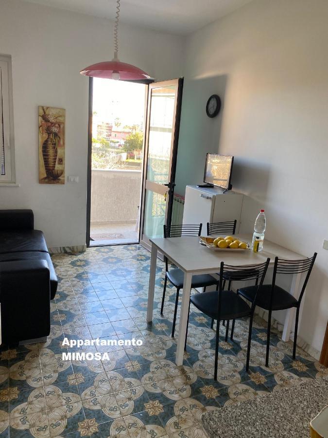 I Fiori Di Pietra Aparthotel Pietra Ligure Εξωτερικό φωτογραφία